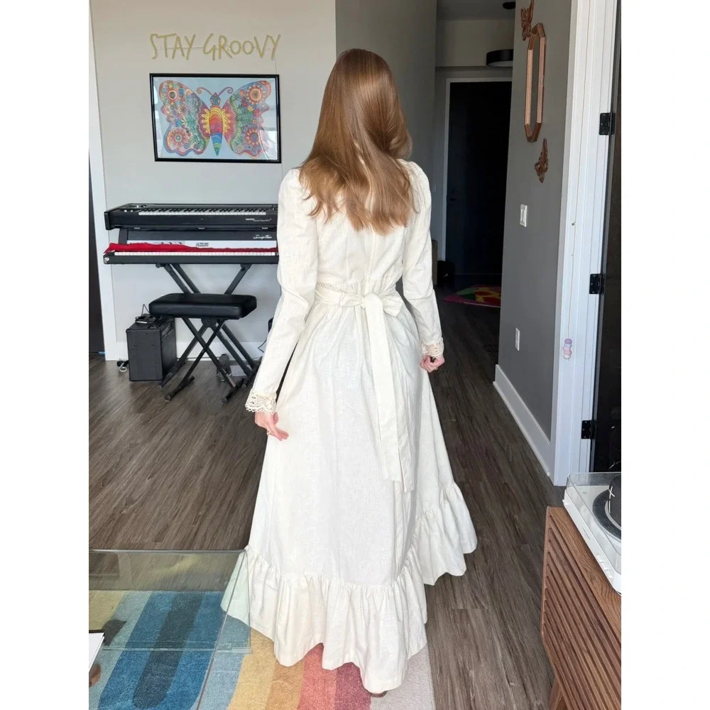 Vintage 1970s Prairie Dress White Cotton Lace Cottagecore Edwardian Victorian M